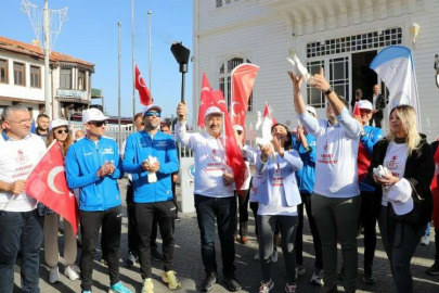Mudanya'dan Ankara'ya 8 günlük meşaleli yürüyüş başladı