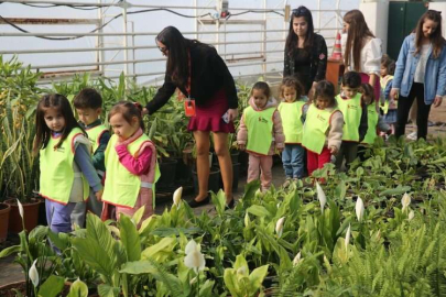 Minikler tohum üretim tesislerini gezdi