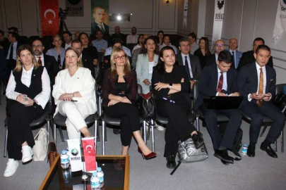 Seçim sonrası Türkiye ekonomisi  BUSİAD'da konuşuldu