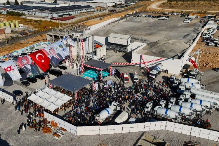 Malatya Büyükşehir'in beton santrallerine toplu açılış
